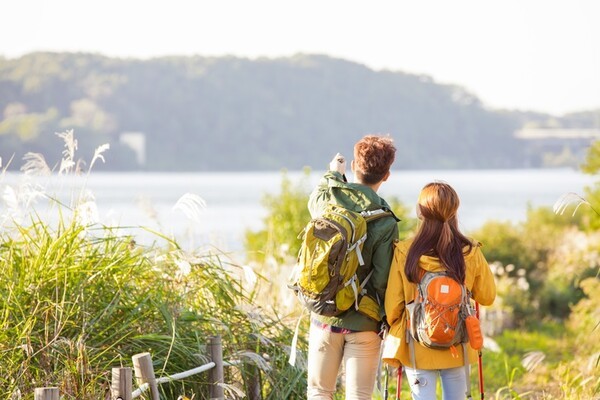 가을 산행 후 ‘욱신욱신’…중년층 야외 활동 시 ‘관절·허리’ 주의보